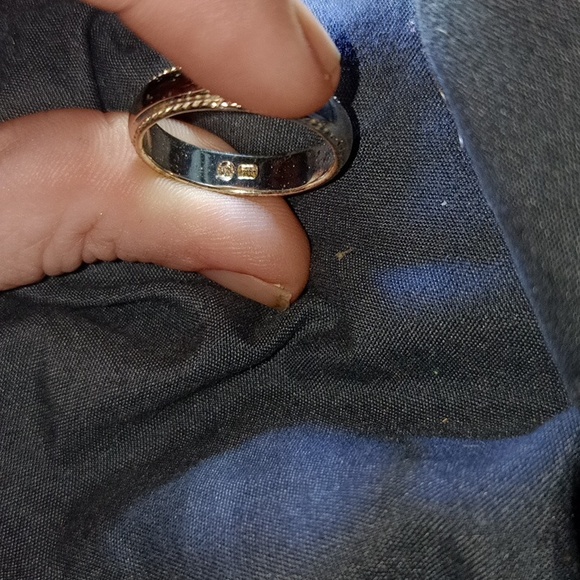 Ring - Picture 2 of 5